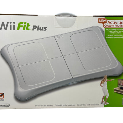Wii Fit Plus [Balance Board Bundle] (Nintendo Wii)